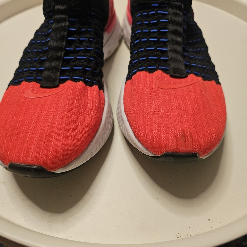 Nike React Flyknit Sneakers - Picture 9 of 13